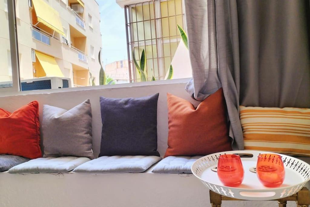 Bonito Apartamento De Dos Dormitorios En El Centro Y Calle San Miguel Torremolinos Kültér fotó