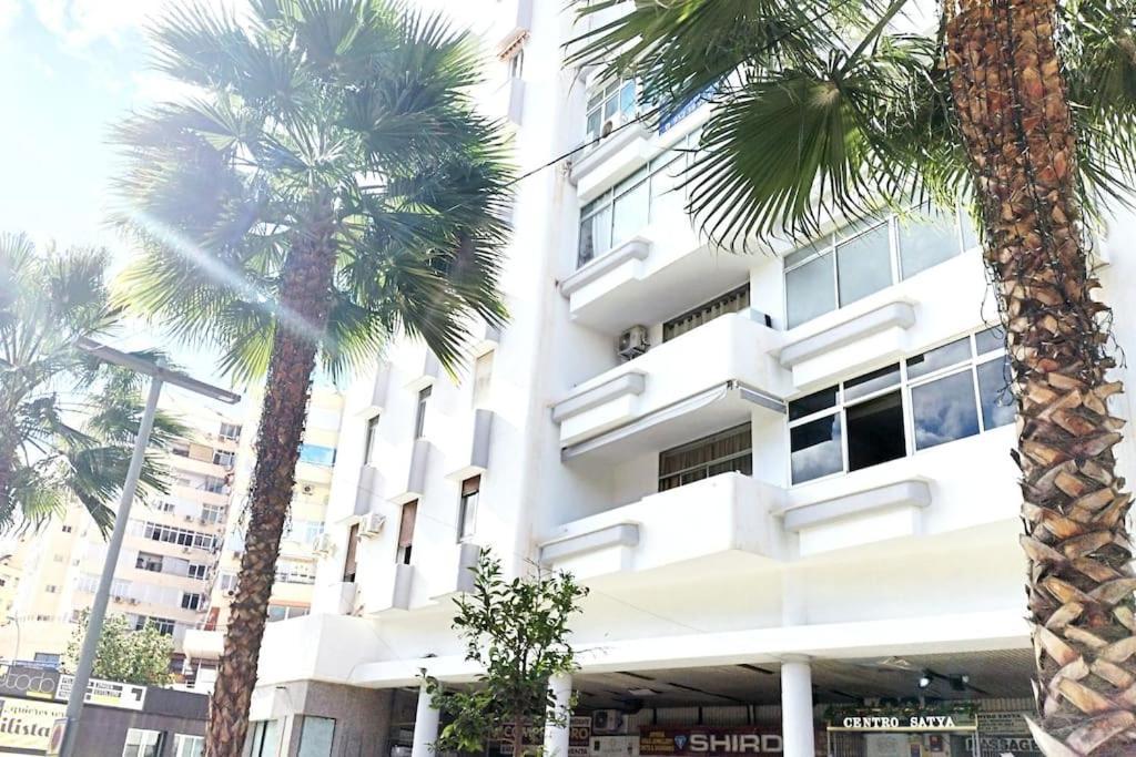 Bonito Apartamento De Dos Dormitorios En El Centro Y Calle San Miguel Torremolinos Kültér fotó