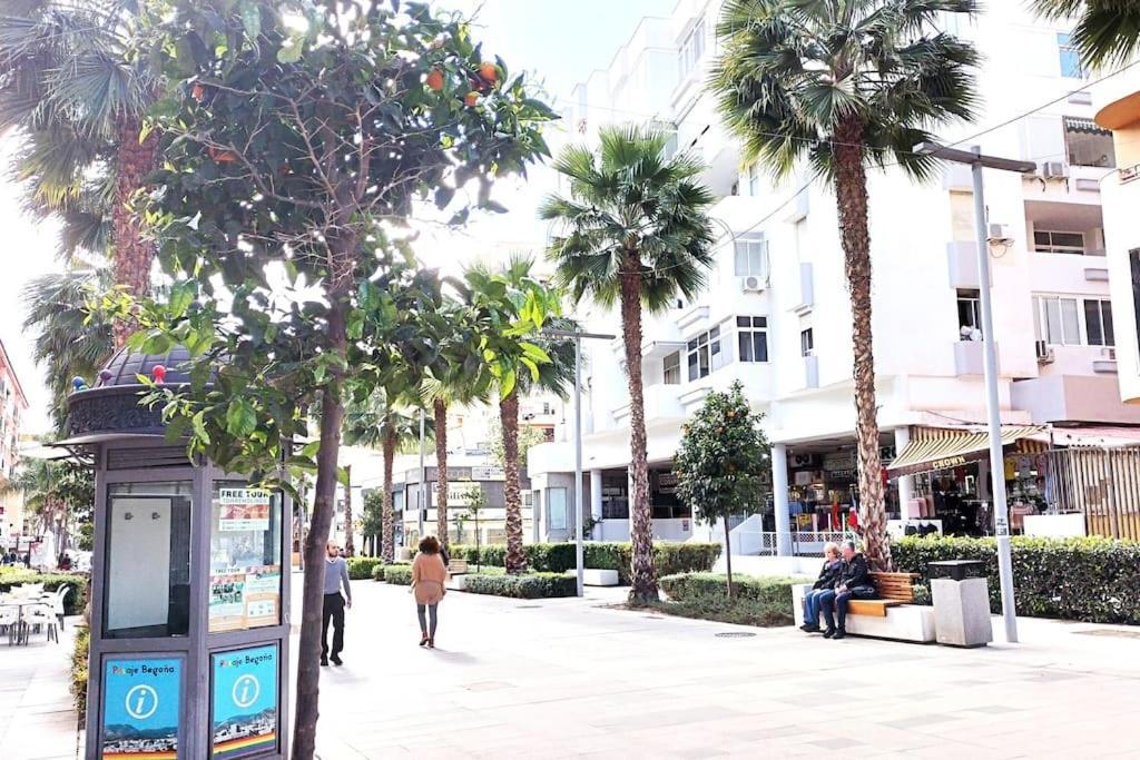 Bonito Apartamento De Dos Dormitorios En El Centro Y Calle San Miguel Torremolinos Kültér fotó