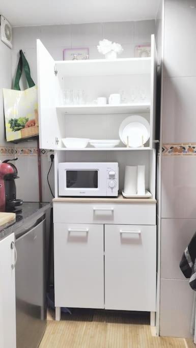 Bonito Apartamento De Dos Dormitorios En El Centro Y Calle San Miguel Torremolinos Kültér fotó