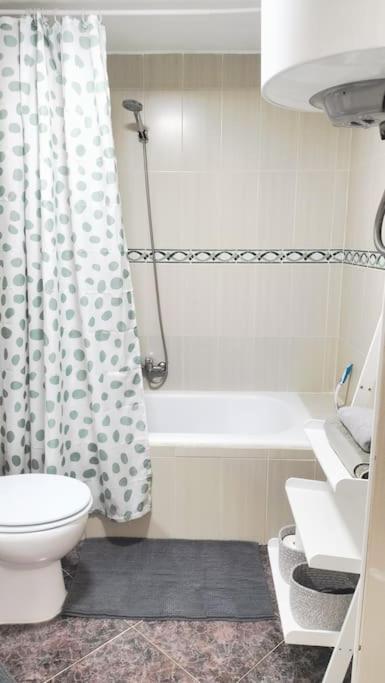 Bonito Apartamento De Dos Dormitorios En El Centro Y Calle San Miguel Torremolinos Kültér fotó